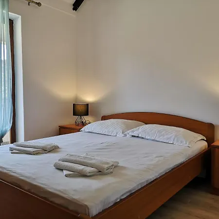 Guest house Pikala 3*