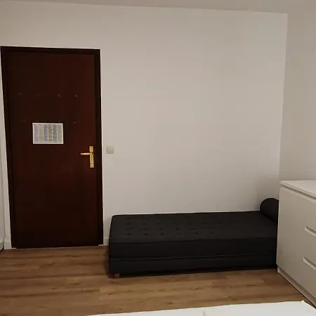 Guest house Pikala Govedari
